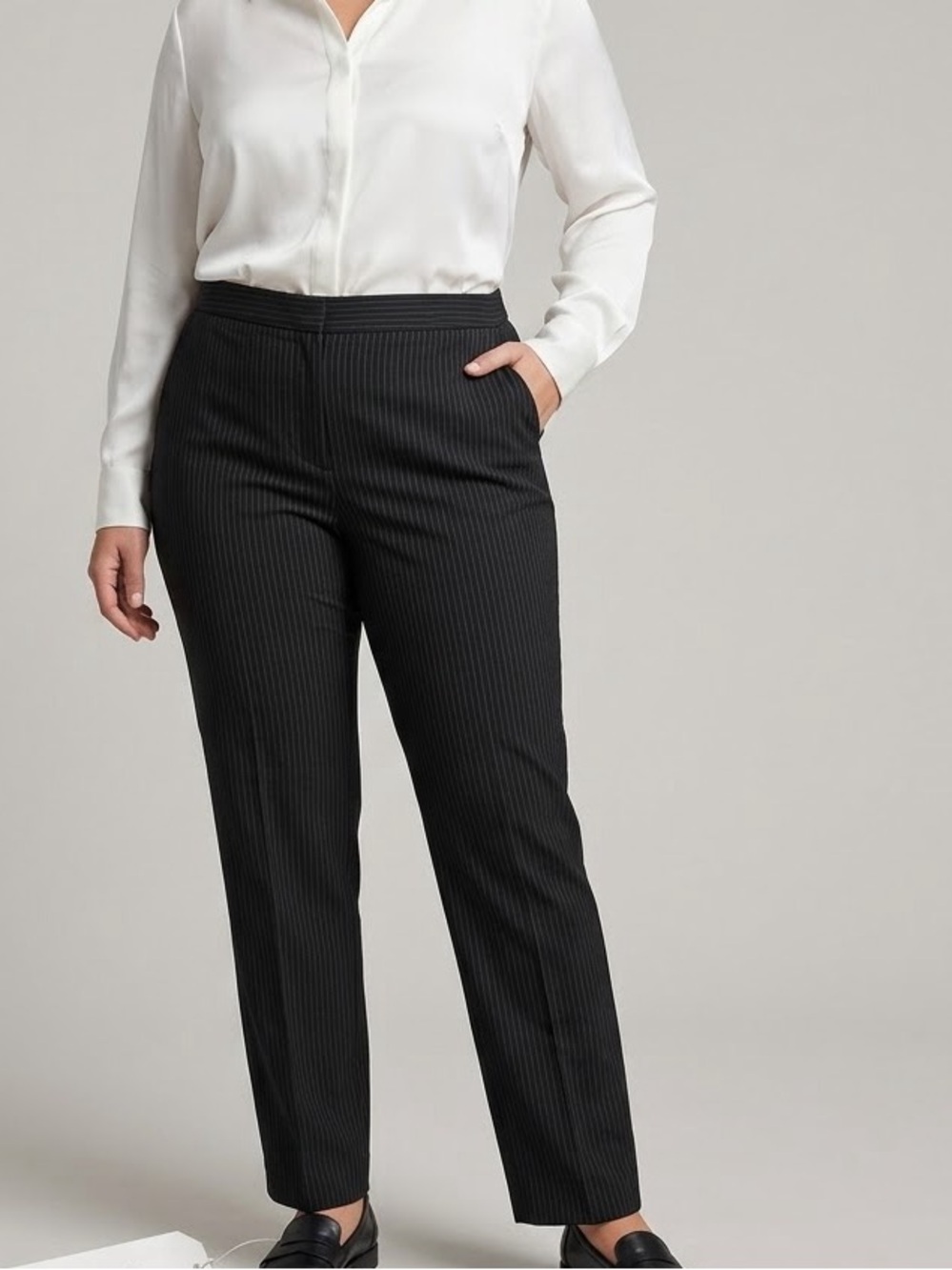 NWT T Tahari Black Pinstripe Straight Leg Dress Pants Trousers Size 10